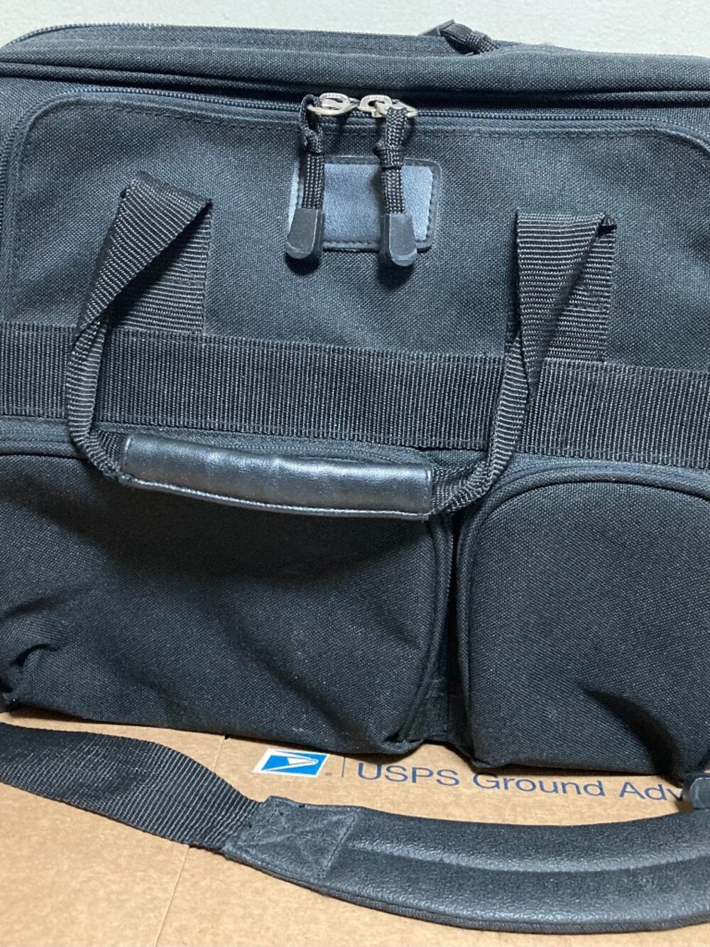 Heritage Laptop Messenger Bag, black canvas, fits 16" laptop and tablet
